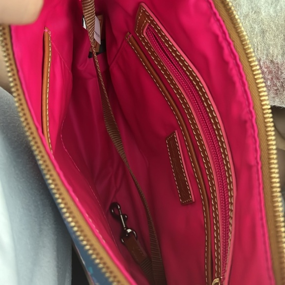 Dooney & Bourke x Disney Minnie Mouse Crossbody - Picture 3 of 8